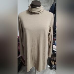 Ayrtight Size Large Roll Down Turteneck Light Brown Tunic
